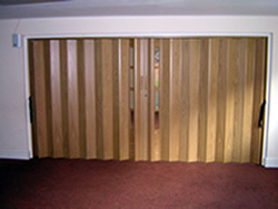 Sliding Folding Concertina Partitioning for Office Interiors,Can be top hung with no floor rails, single or bi-parting units.